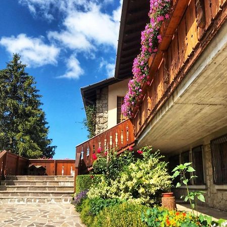 Hotel Cristallino Castione della Presolana Exterior foto